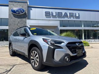 Used 2025 Subaru Outback Premium AWD/4WD video 1