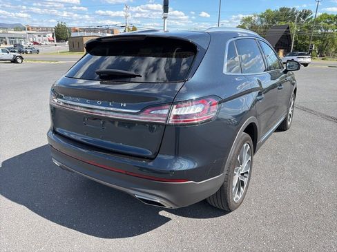 Used 2023 Lincoln Nautilus Reserve w/ Luxury Package image 5