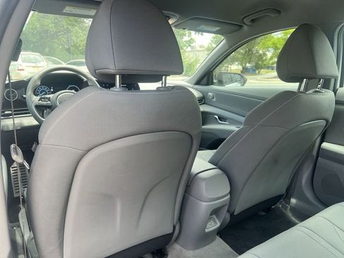 Certified 2025 Hyundai Elantra SEL FWD image 35