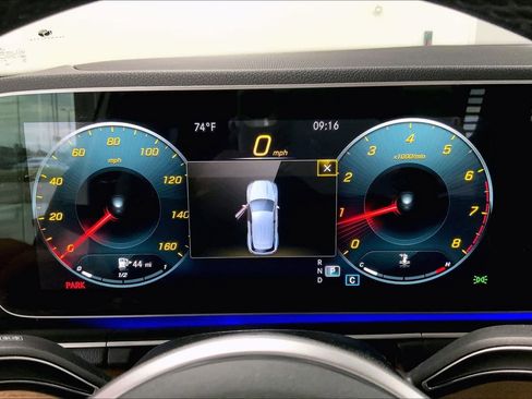 Used 2021 Mercedes-Benz GLE 350 4MATIC w/ Premium Package image 16