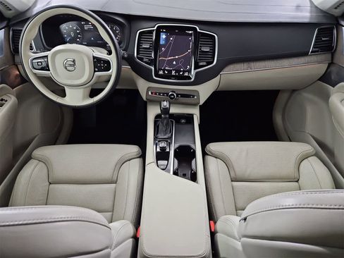 Used 2022 Volvo XC90 T6 Inscription w/ Advanced Package image 15