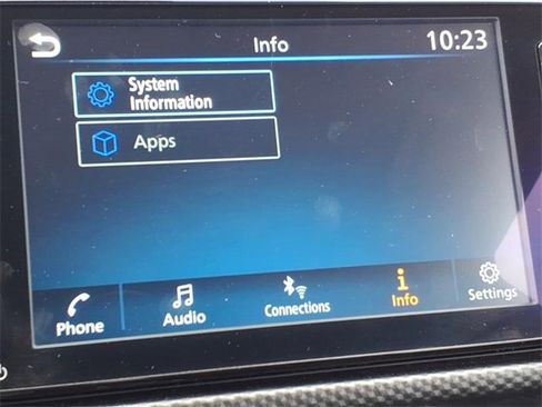 Used 2023 Nissan Kicks SV image 13