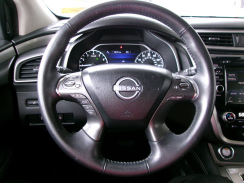 Used 2023 Nissan Murano SV AWD/4WD image 9