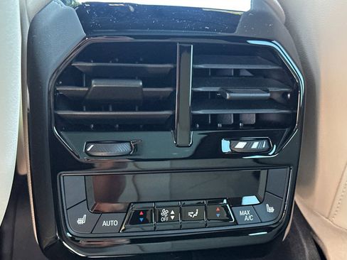 Certified 2023 BMW iX xDrive50 w/ Premium Package AWD/4WD image 16