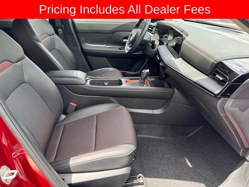 Certified 2025 Nissan Kicks SR w/ Interior Electronics Package FWD image 10