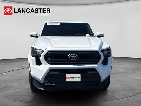 Used 2024 Toyota Tacoma SR5 AWD/4WD image 2