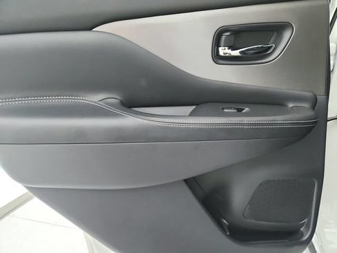 Used 2024 Nissan Murano SV w/ SV Midnight Edition Package FWD image 36