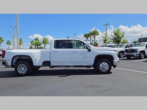 New 2026 Chevrolet Silverado 3500 LTZ w/ LTZ Plus Package image 21