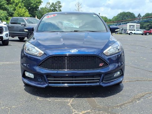 Used 2016 Ford Focus ST FWD image 2