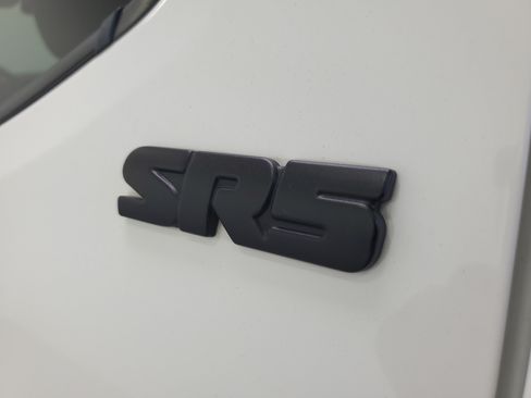 Used 2023 Toyota Tacoma SR5 RWD image 8