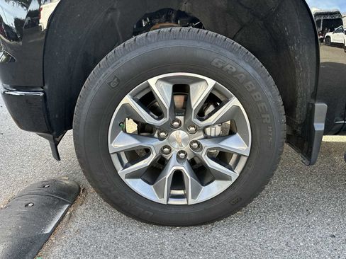 Used 2025 Chevrolet Silverado 1500 RST image 12