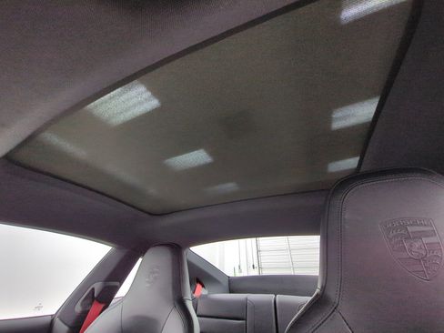 Used 2023 Porsche 911 Carrera w/ Premium Package RWD image 17