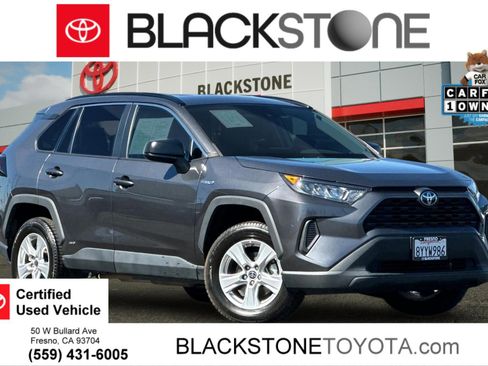Used 2021 Toyota RAV4 LE AWD/4WD image 1