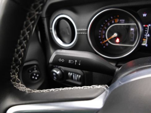 Used 2022 Jeep Gladiator Overland w/ Popular Equipment Package image 41