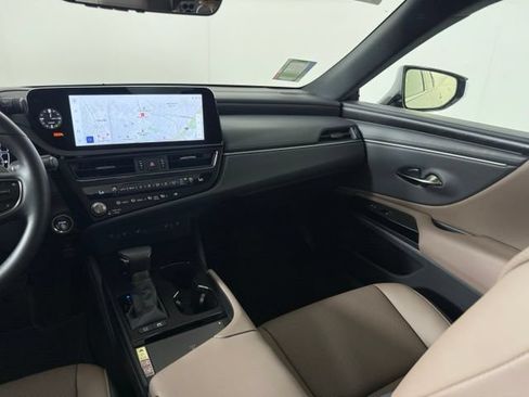 Certified 2025 Lexus ES 300h w/ Premium Package FWD image 35
