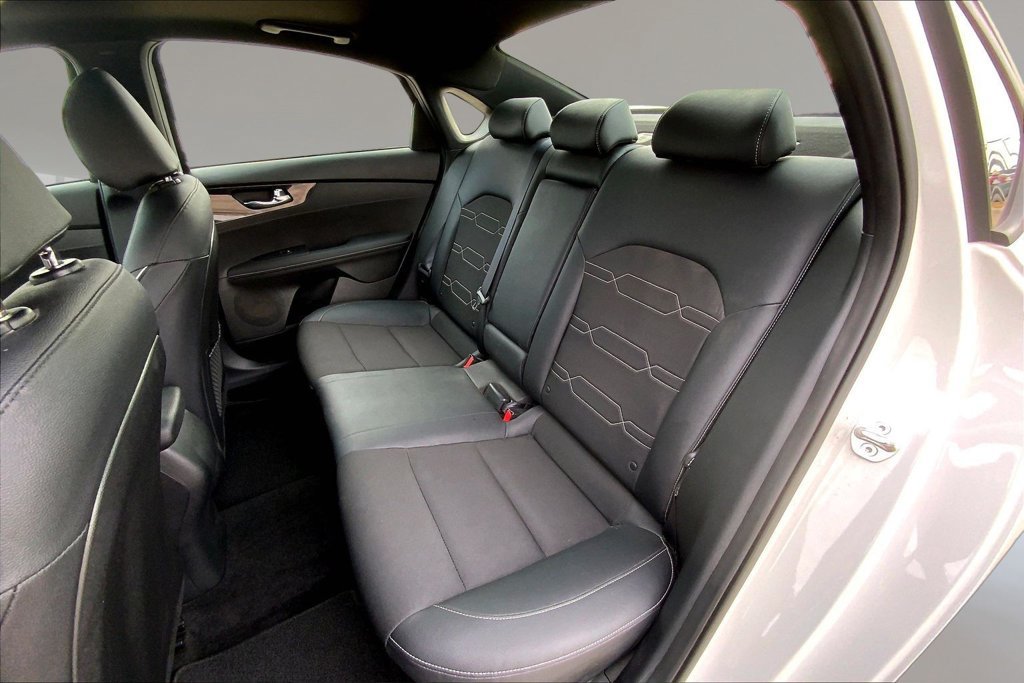 Used 2024 Kia Forte GT-Line w/ GT-Line Premium Package FWD image 26