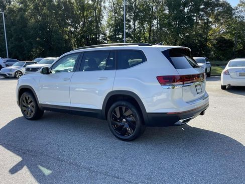 New 2026 Volkswagen Atlas SE FWD image 4
