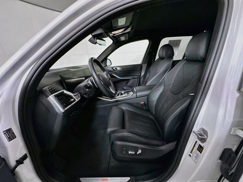 Used 2026 BMW X5 sDrive40i RWD image 13