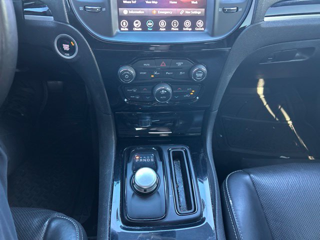 Used 2018 Chrysler 300 S w/ Safetytec Plus Group RWD image 20