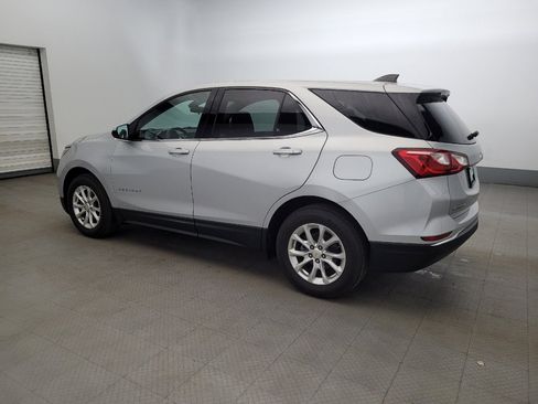 Used 2020 Chevrolet Equinox LT w/ Driver Convenience Package image 3