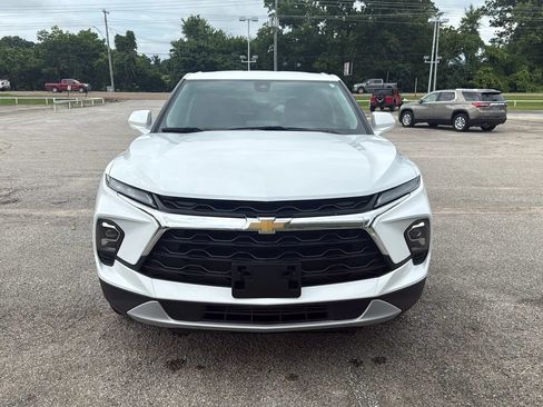 Used 2025 Chevrolet Blazer LT FWD image 8