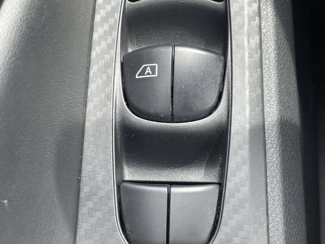 Used 2025 Nissan Altima 2.5 SV FWD image 23