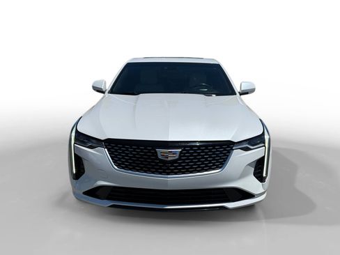 Used 2021 Cadillac CT4 Luxury w/ Sun And Sound Package RWD image 8