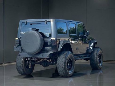 Used 2013 Jeep Wrangler Unlimited Sport w/ Connectivity Group image 5