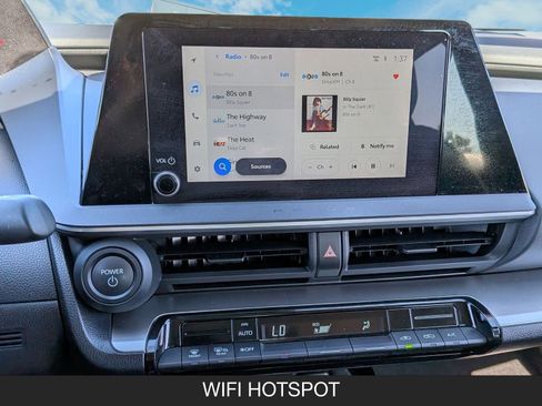 Used 2024 Toyota Prius LE image 18