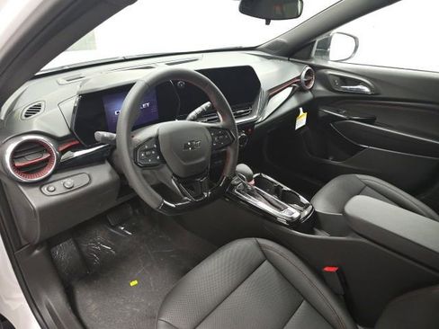 New 2026 Chevrolet Trax RS w/ Driver Confidence Package image 9