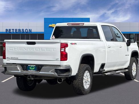 Used 2022 Chevrolet Silverado 3500 LT w/ Convenience Package AWD/4WD image 4