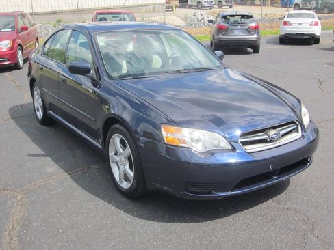 Used 2007 Subaru Legacy 2.5i Special Edition image 4