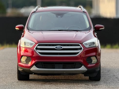 Used 2017 Ford Escape Titanium w/ Equipment Group 301A AWD/4WD image 5
