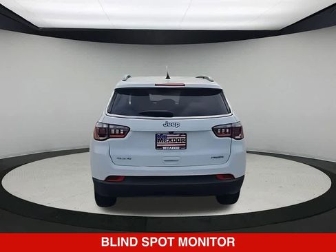 Used 2024 Jeep Compass Latitude AWD/4WD image 7