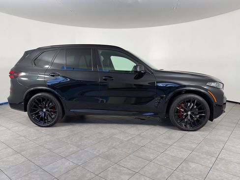 Used 2024 BMW X5 xDrive40i w/ M Sport Package AWD/4WD image 8