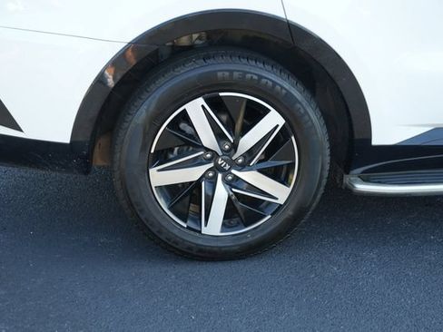 Used 2021 Kia Sorento EX FWD image 9