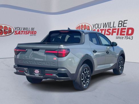 Used 2024 Hyundai Santa Cruz SE AWD/4WD image 5