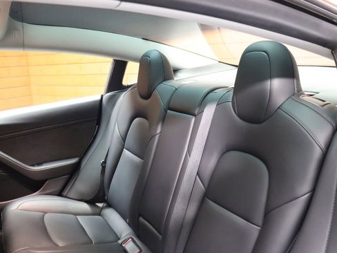 Used 2023 Tesla Model 3 Standard Range image 43