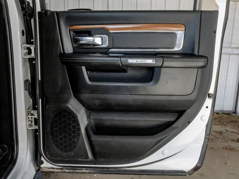 Used 2018 RAM 2500 Laramie AWD/4WD image 47