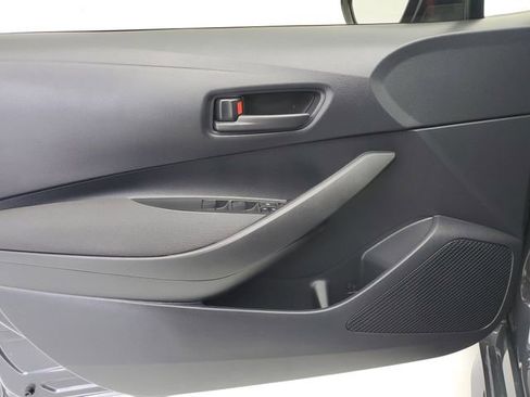 Used 2023 Toyota Corolla LE image 18