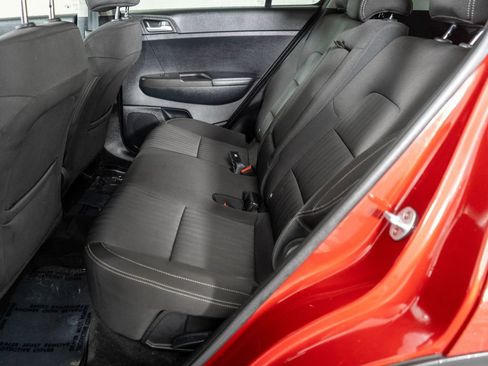 Used 2017 Kia Sportage LX AWD/4WD image 11