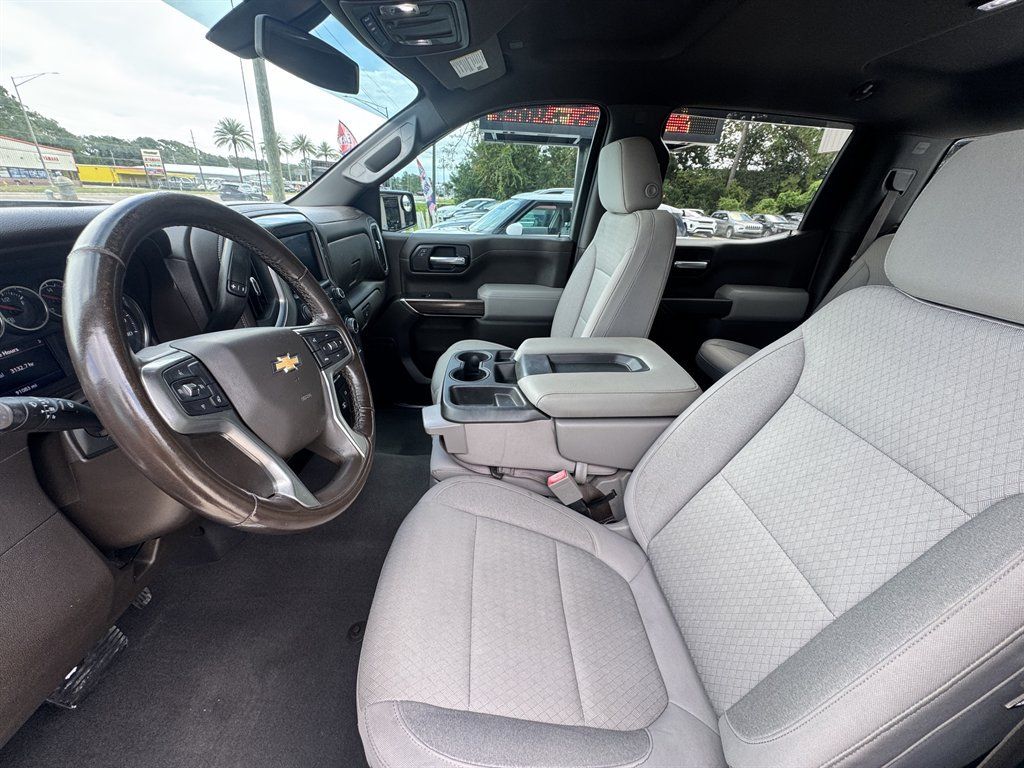 Used 2021 Chevrolet Silverado 1500 LT AWD/4WD image 12