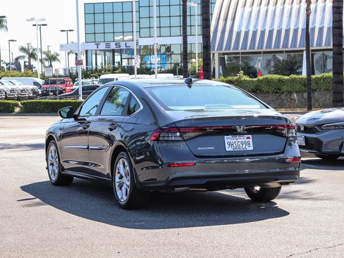 Certified 2023 Honda Accord LX image 4