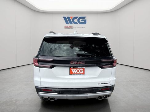 Used 2025 GMC Acadia Elevation AWD/4WD image 4