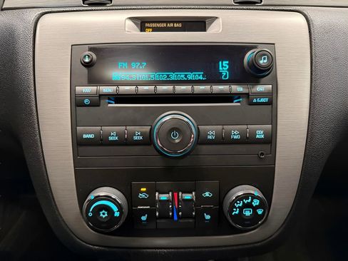 Used 2008 Chevrolet Impala LT w/ Luxury Edition Package image 23