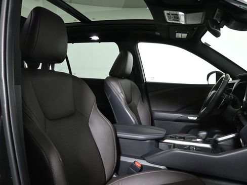 Used 2024 Lexus TX 350 AWD w/ Captains Chair Package image 36