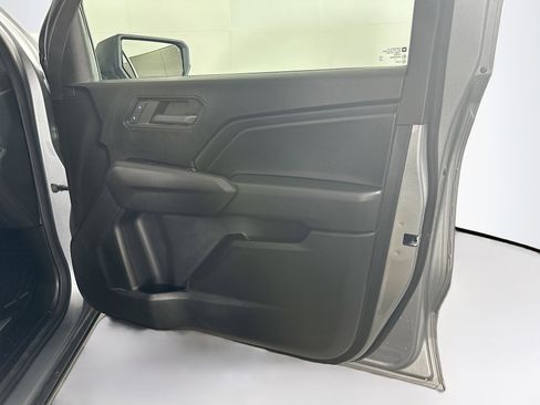 Used 2024 Chevrolet Colorado W/T image 30