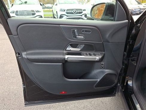Certified 2024 Mercedes-Benz GLB 250 4MATIC w/ Driver Assistance Package image 13