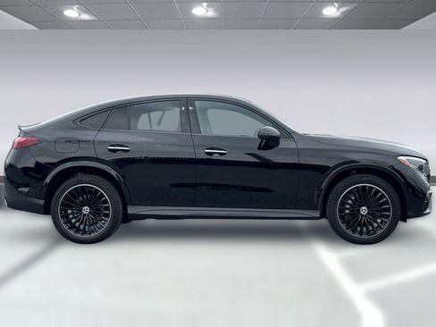 Used 2025 Mercedes-Benz GLC 300 4MATIC image 7