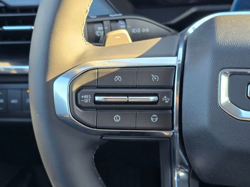 New 2025 GMC Acadia Elevation w/ Super Cruise Package image 16